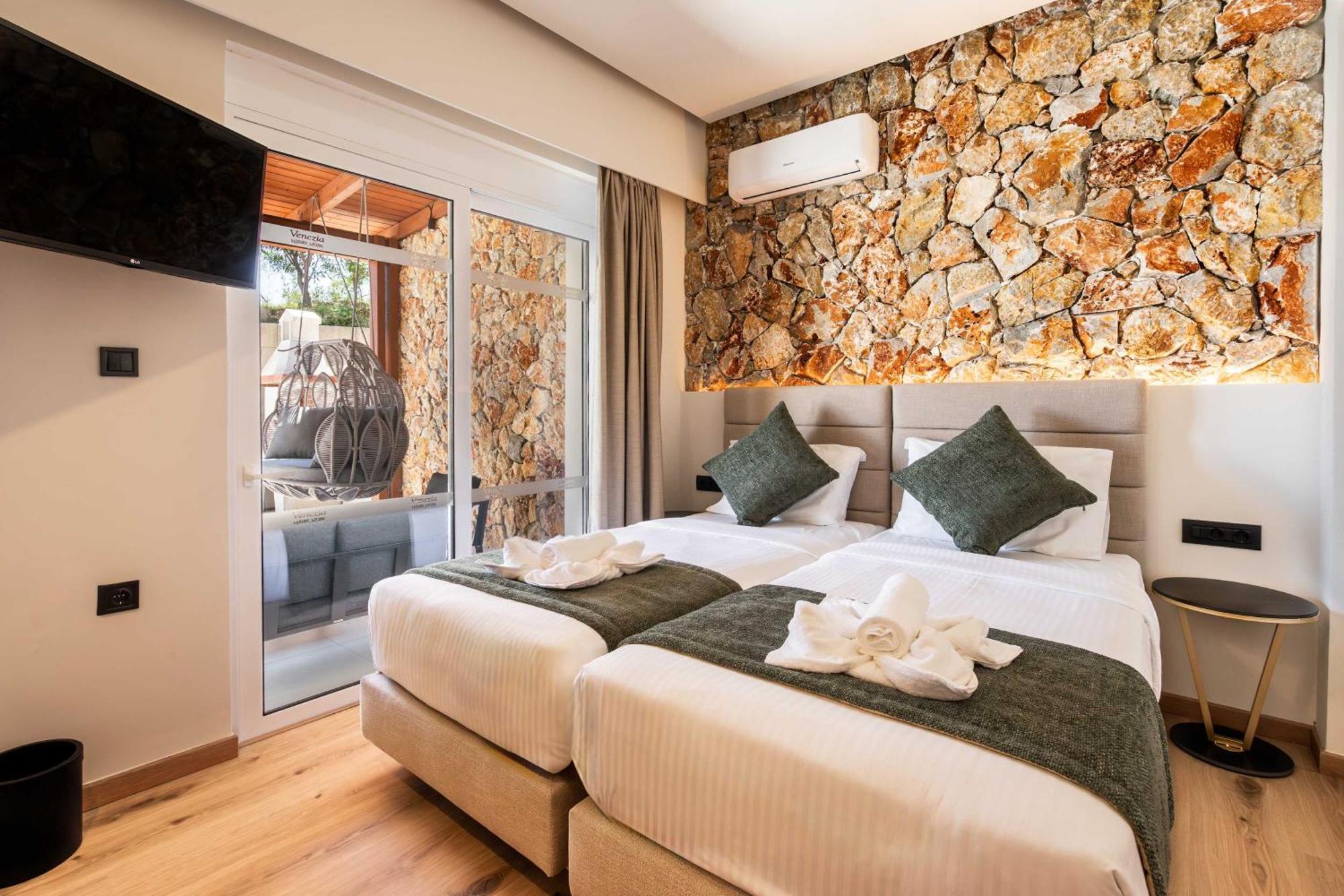 Venezia Luxury Living Villas, Фалираки Экстерьер фото